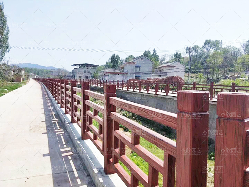 河道护栏选什么材质好？