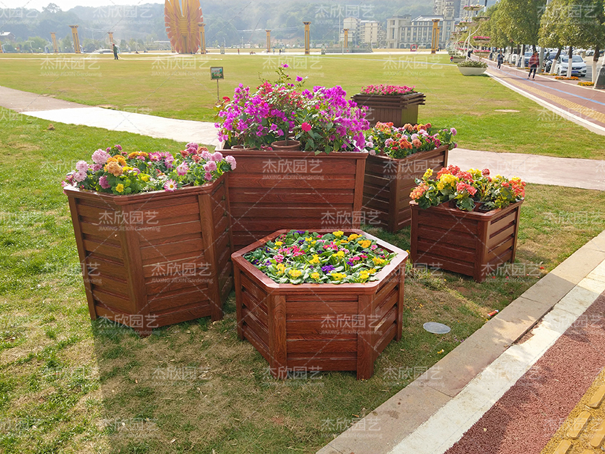 什么是室外花箱？室外花箱和室内花箱有何区别？