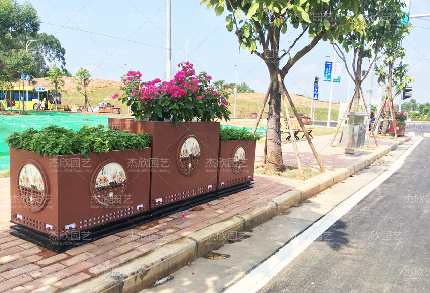 PVC花箱为何深受欢迎？