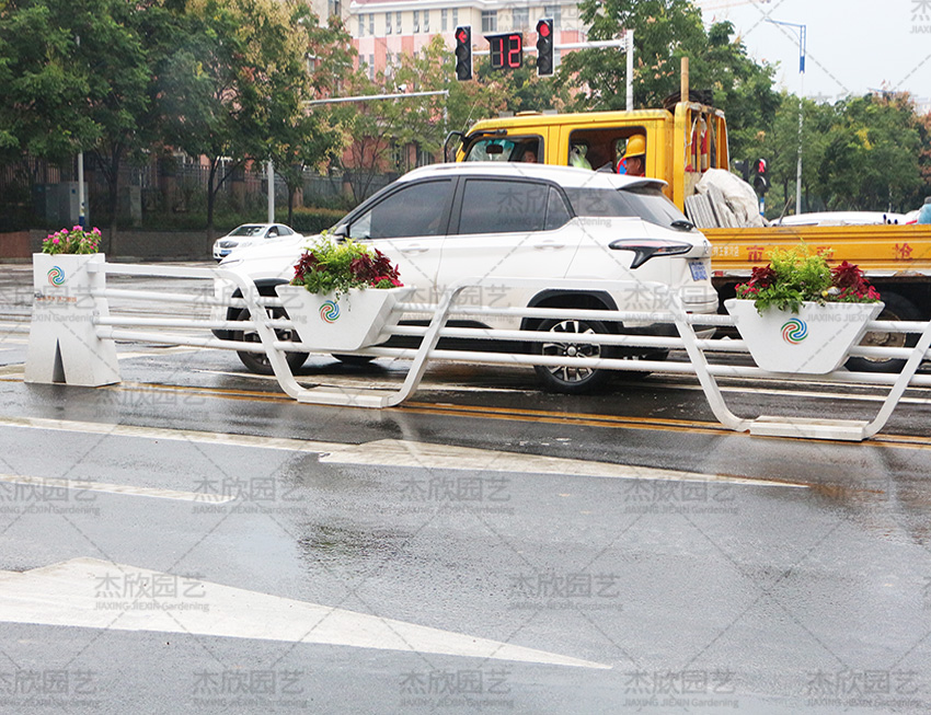 花箱护栏生产厂家如何找到靠谱的？