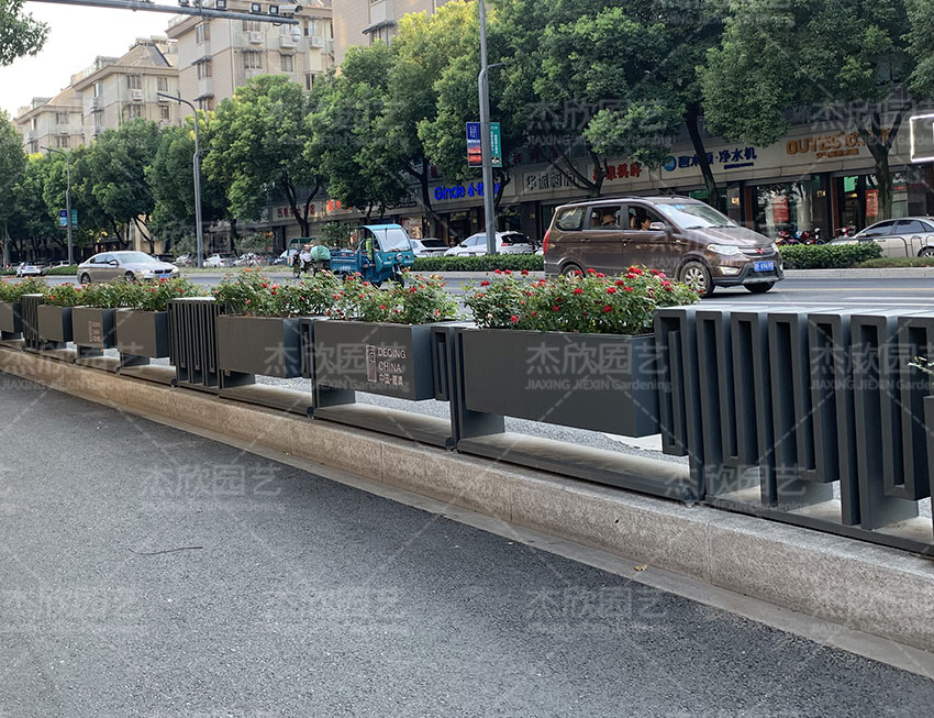 花箱护栏定制怎么??？