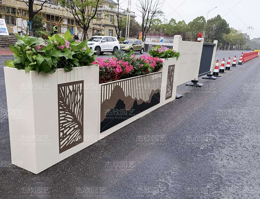 中央隔离带花箱江西九江花箱案例